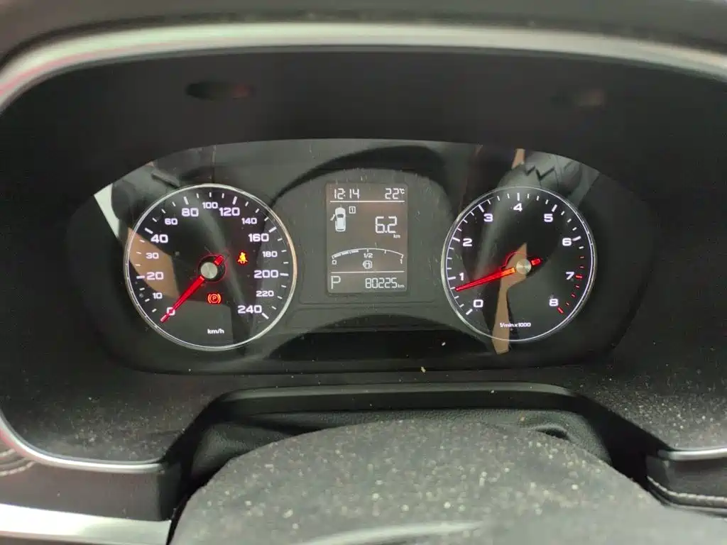 Roewe RX5 — миниатюра 7
