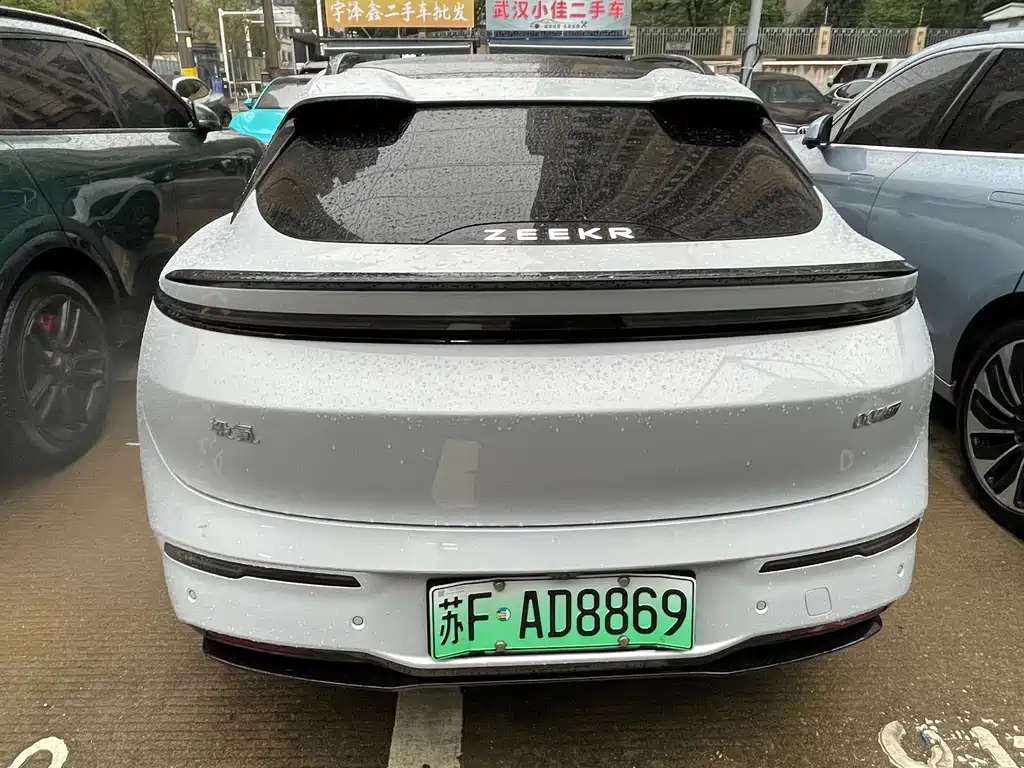Zeekr 007GT — миниатюра 9