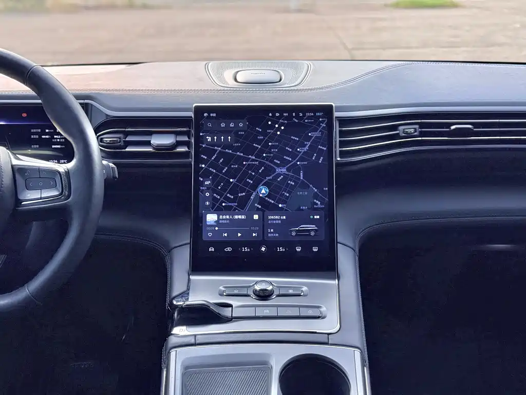 NIO ES6 — миниатюра 10