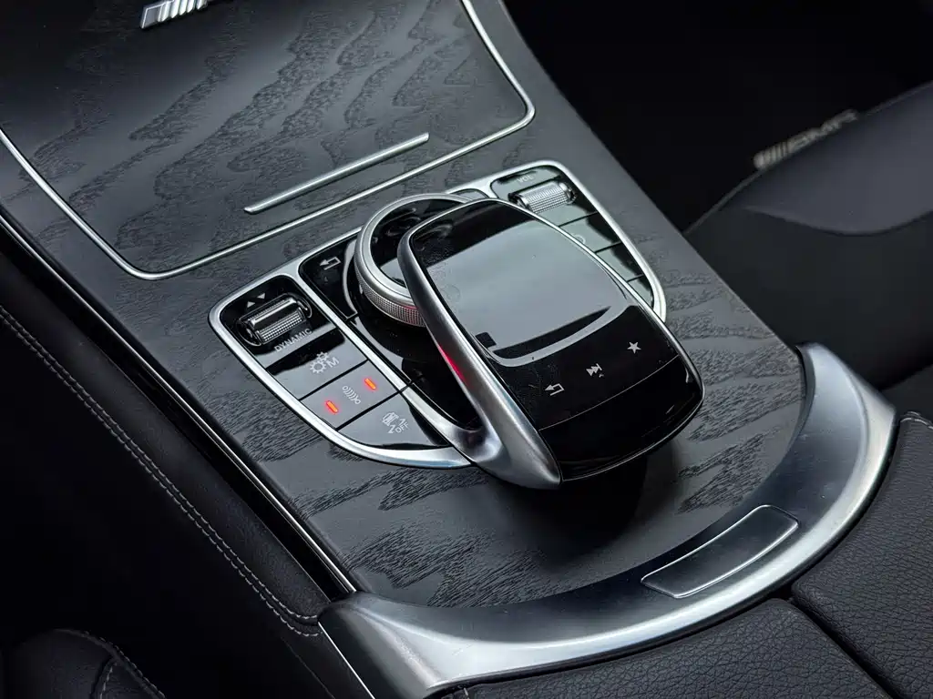 Mercedes-Benz GLC AMG — миниатюра 13