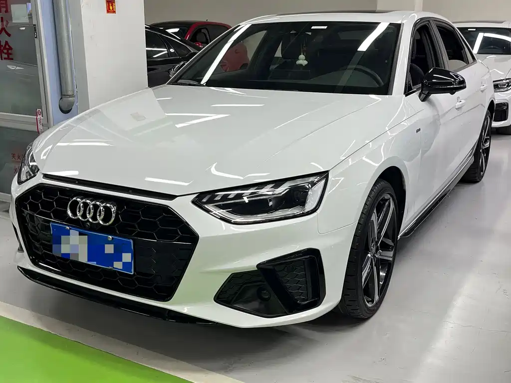 Купить Audi A4L