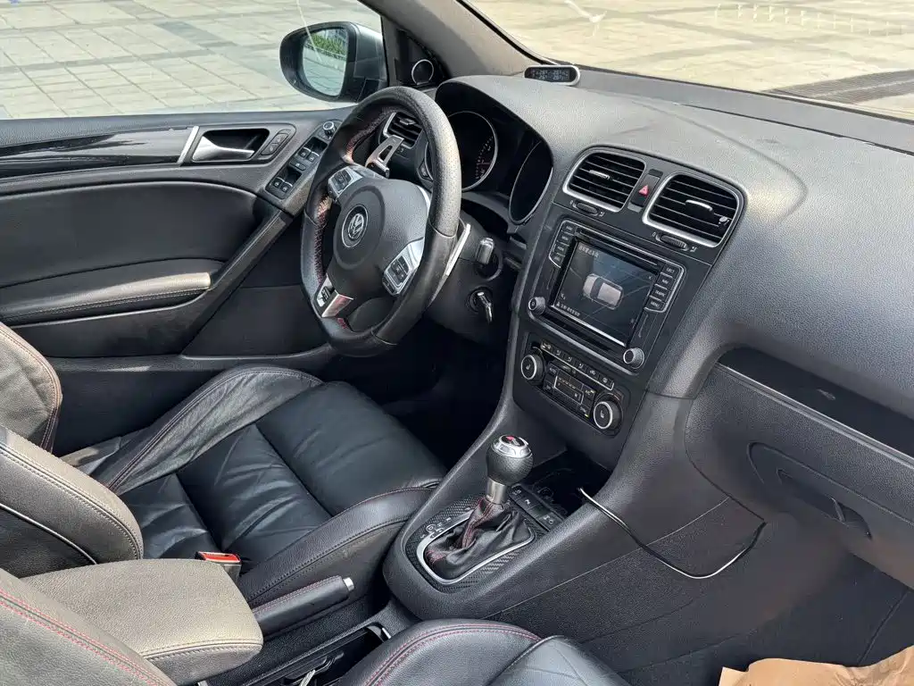 Volkswagen Golf GTI — миниатюра 7