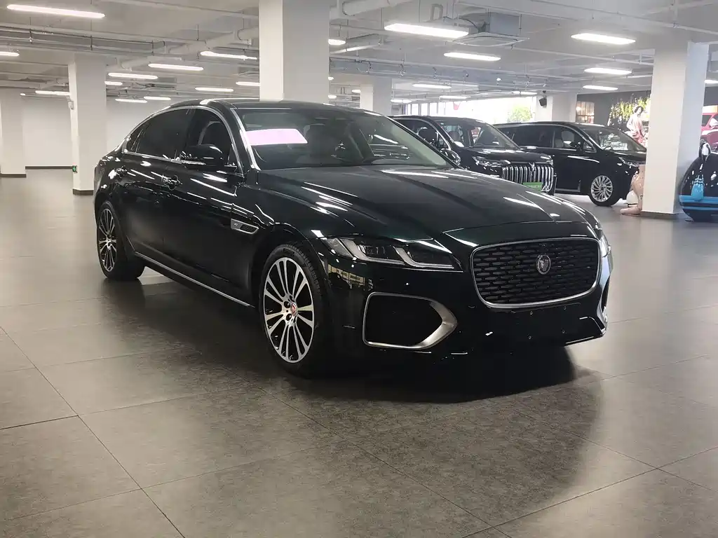 JAGUAR XFL