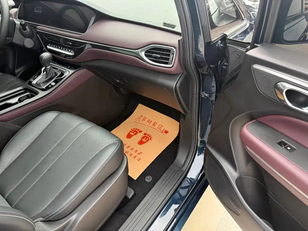 GAC Motor Trumpchi M6 — миниатюра 9