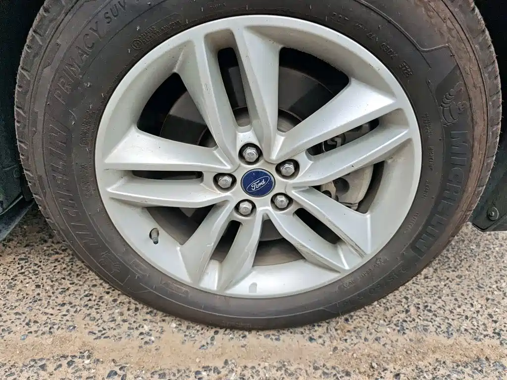 Ford Edge — миниатюра 24