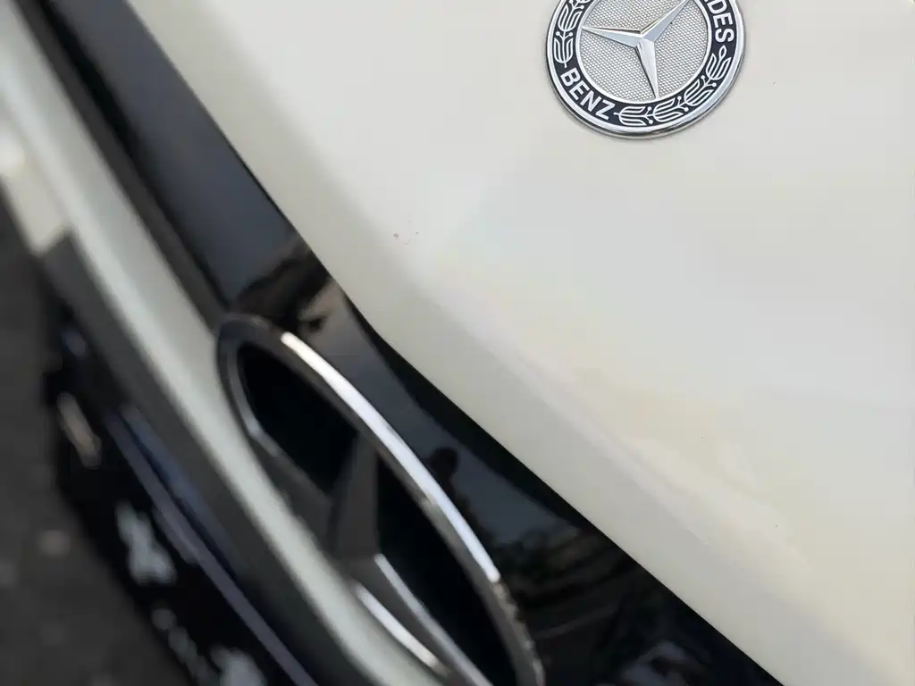 Mercedes-Benz SLS AMG — миниатюра 18