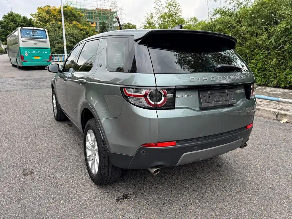 Land Rover Discovery Sport — миниатюра 7