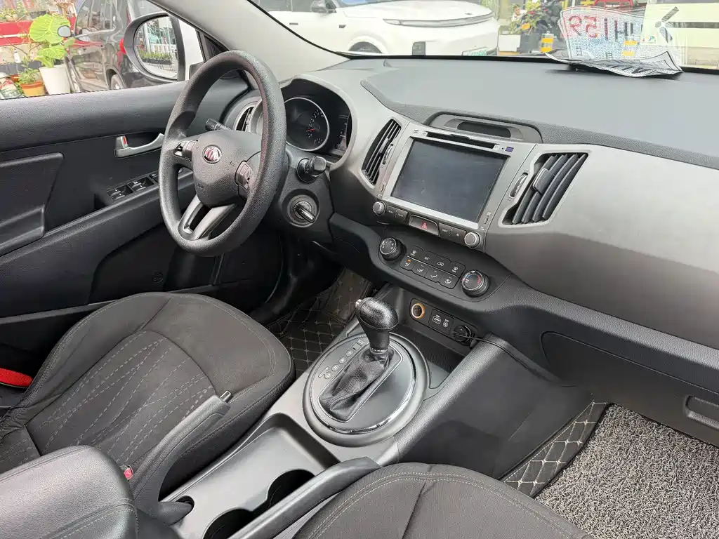Kia Sportage — миниатюра 8
