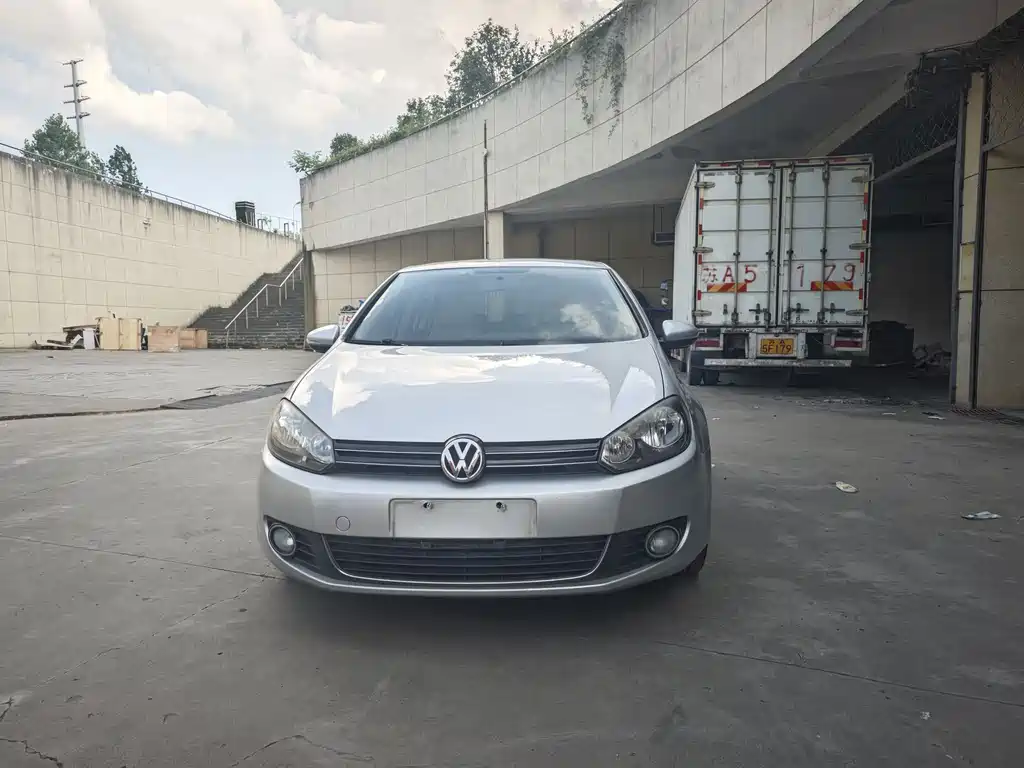 Volkswagen Golf 2012 1.4TSI MT Comfort