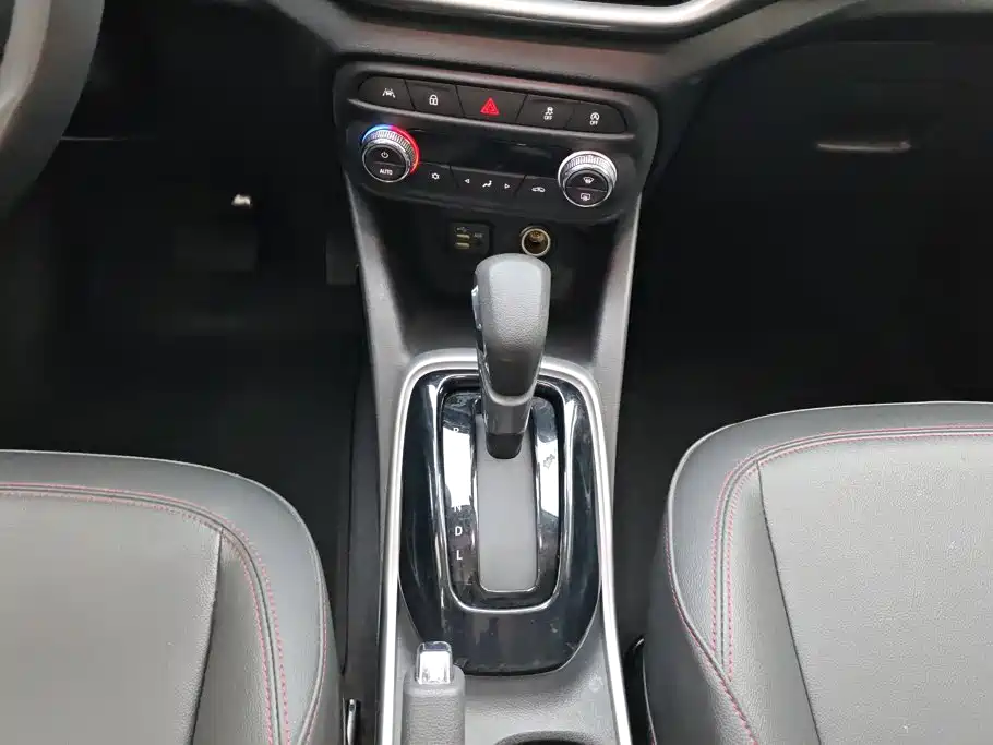 Chevrolet Trax — миниатюра 12