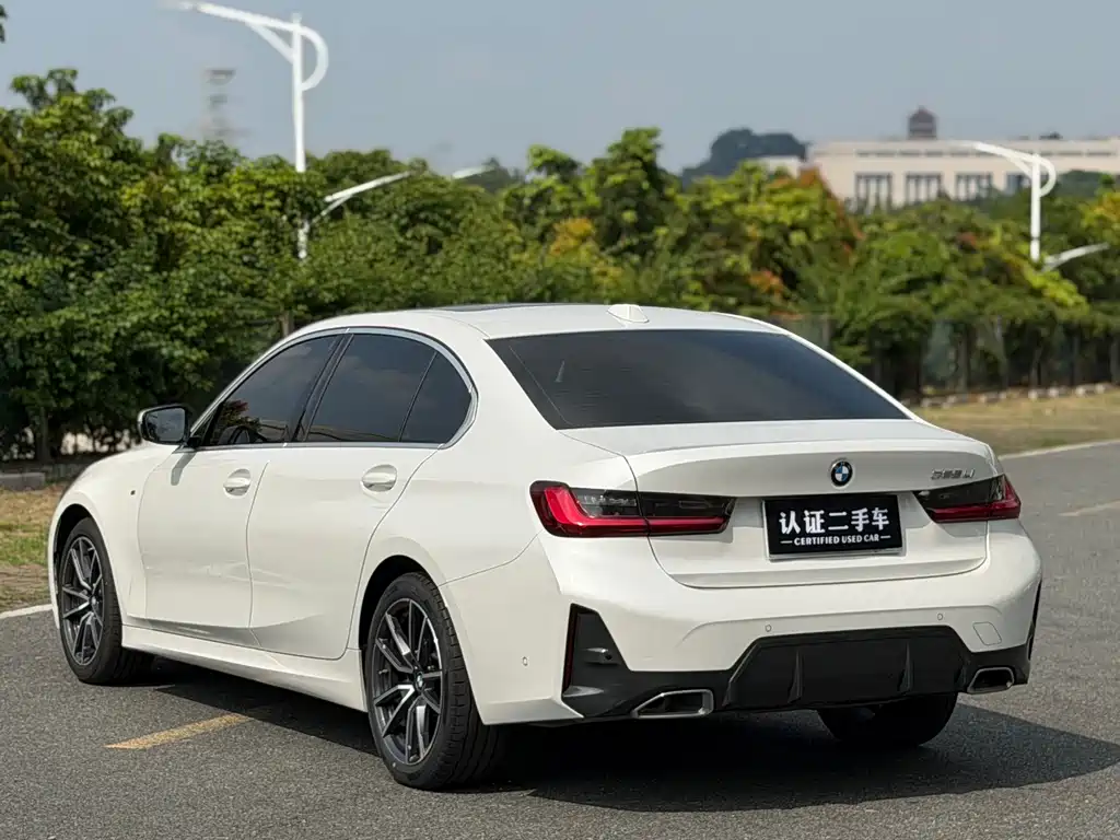 BMW 3 Series — миниатюра 6