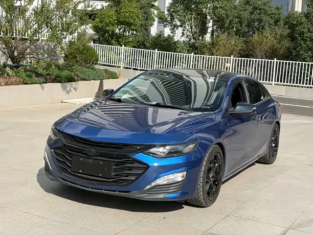 Chevrolet Malibu XL