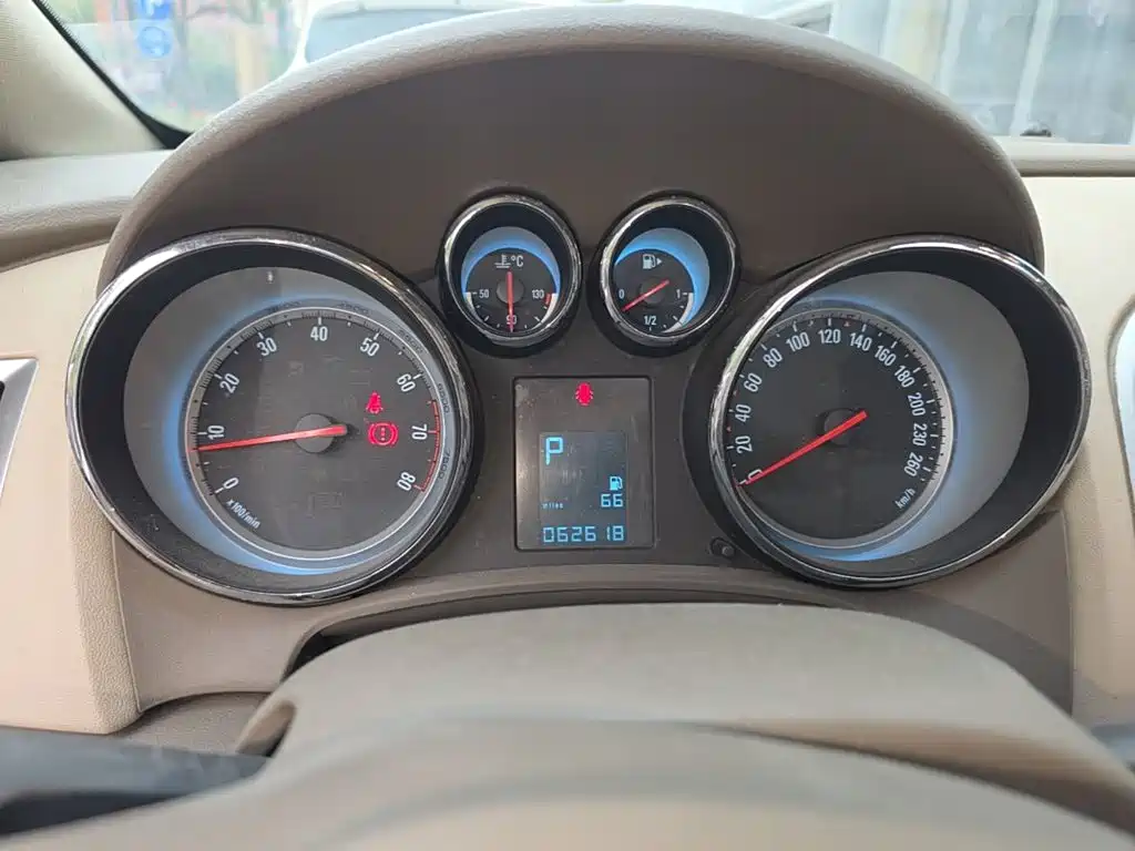 Buick Excelle — миниатюра 12