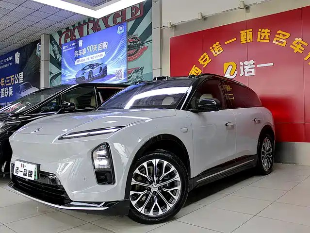 2025 Nio ES6