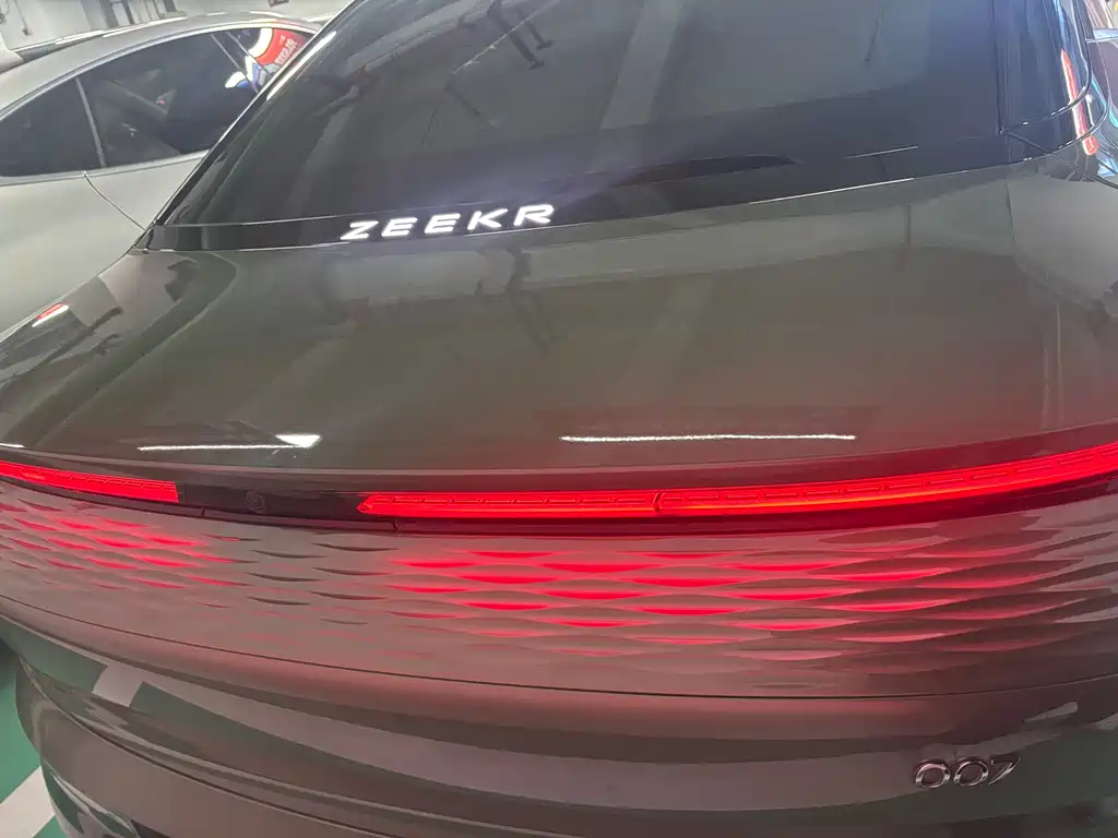 ZEEKR EXTREME KRYPTON 007