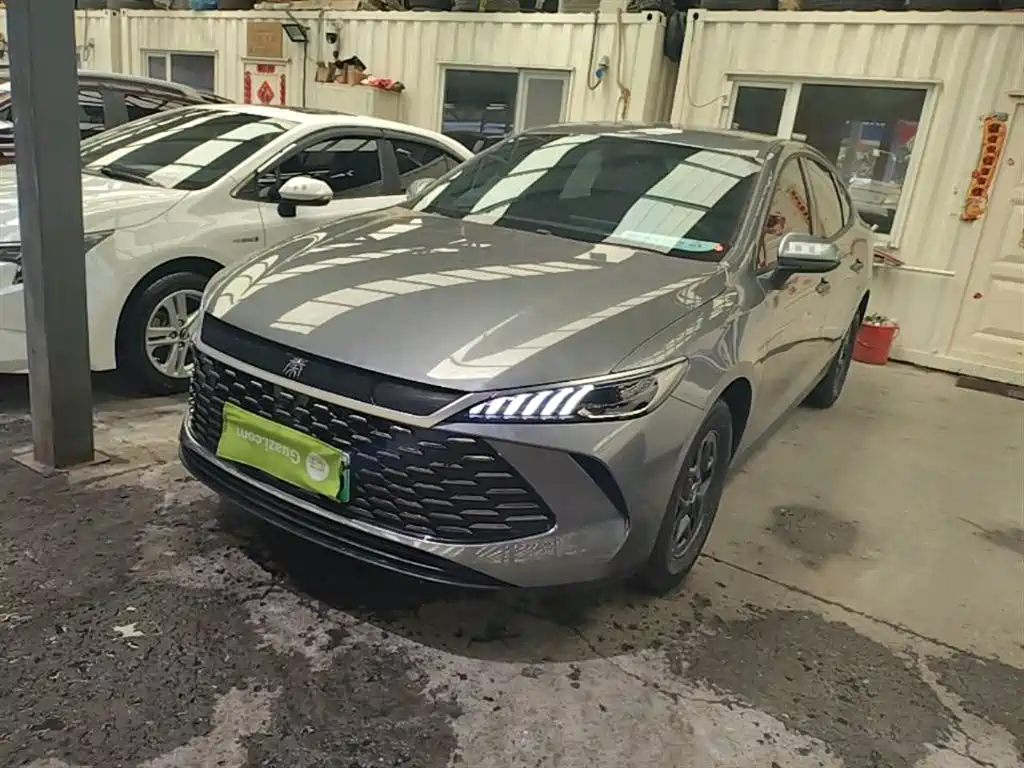 BYD Qin Plus PLUS 2025 DM-i Smart Drive 128KM