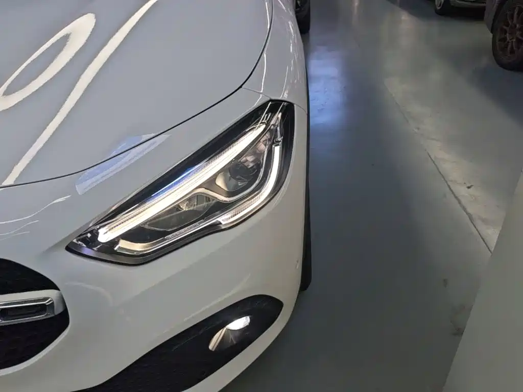 Mercedes-Benz GLA — миниатюра 24