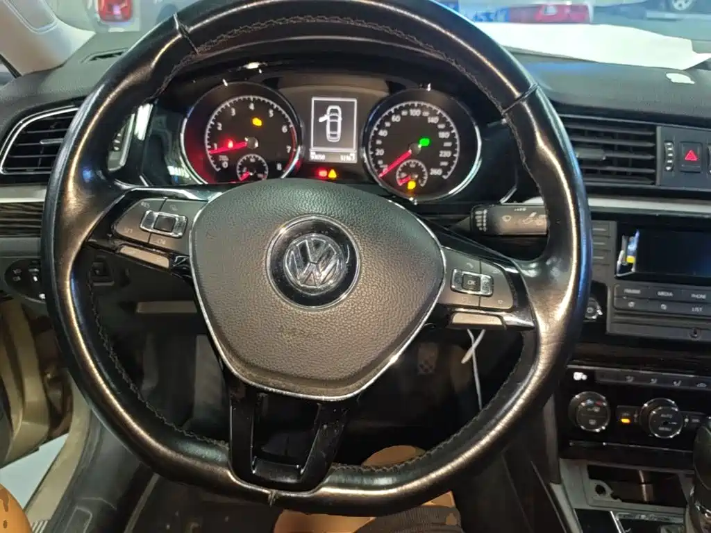 Volkswagen Lamando — миниатюра 11