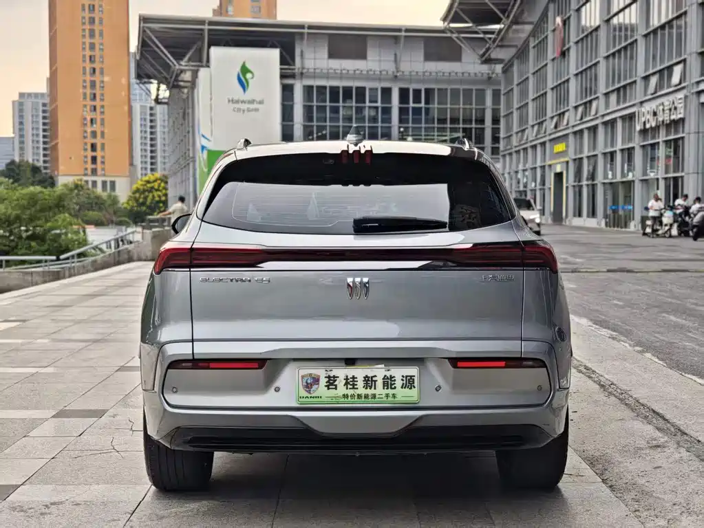 Buick E5 — миниатюра 15