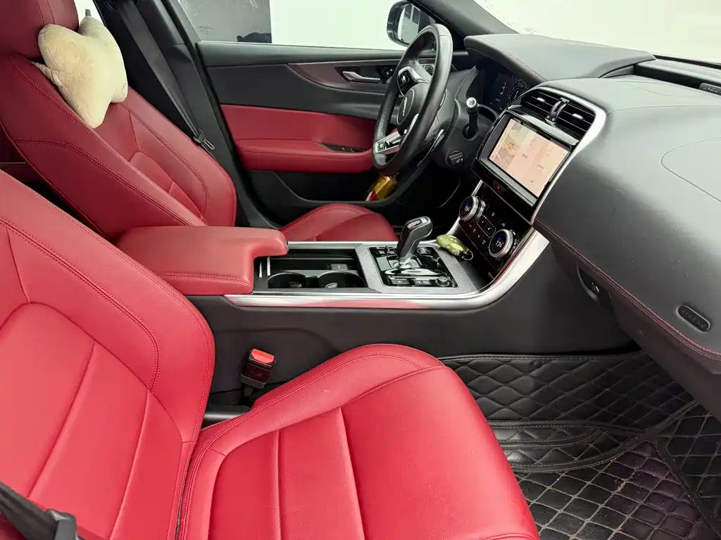 Jaguar XEL — миниатюра 5