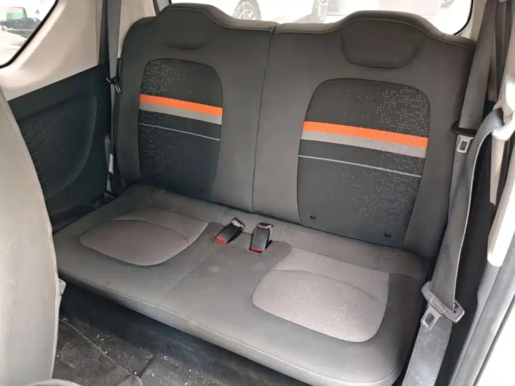 Wuling MINIEV — миниатюра 17