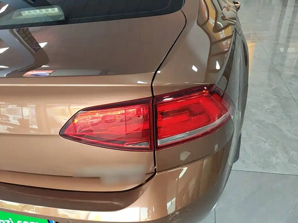 Volkswagen Lamando — миниатюра 8