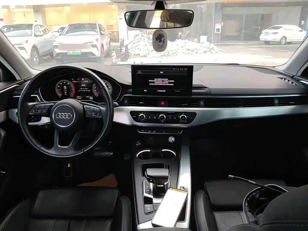 Audi A4L — миниатюра 10