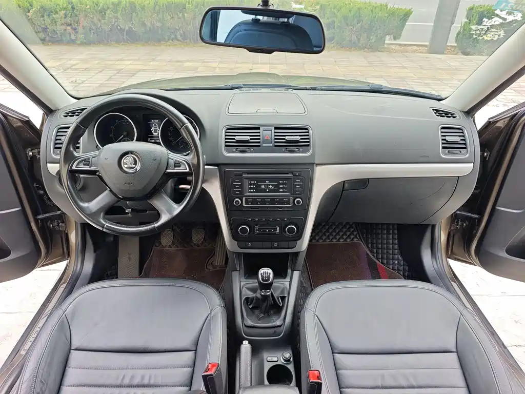 Skoda Yeti — миниатюра 10