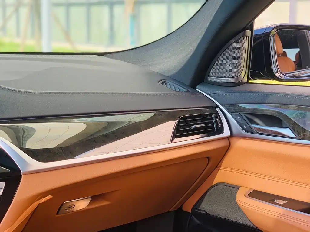 BMW 6 Series GT — миниатюра 15