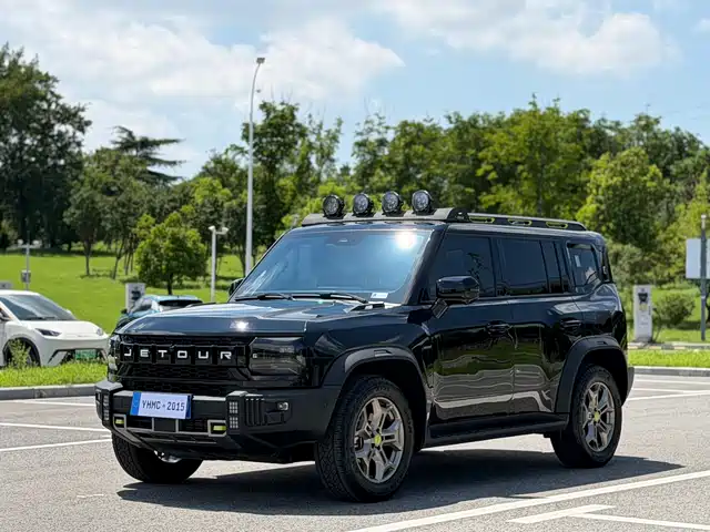 Jetour Traveler
