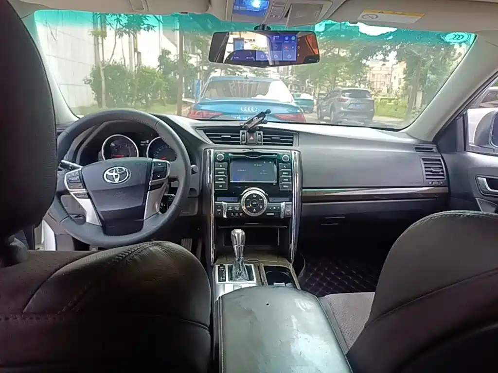 Toyota Reiz — миниатюра 10