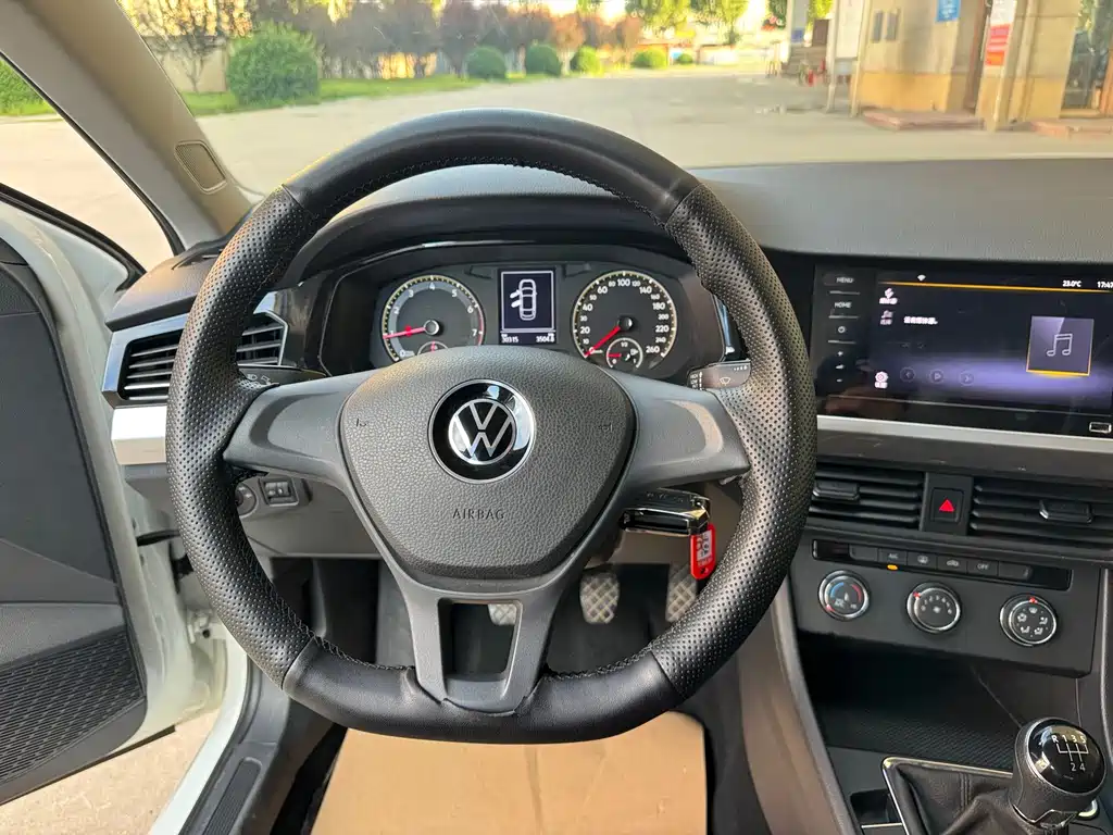 Volkswagen Bora — миниатюра 10