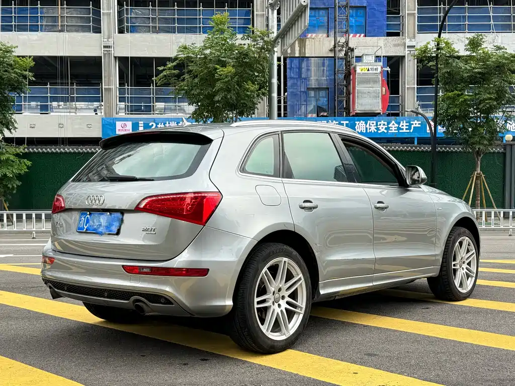 Audi Q5 2010 2.0TFSI Sport