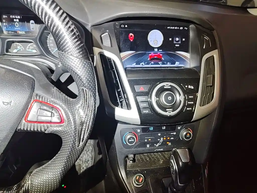 Ford Focus — миниатюра 13