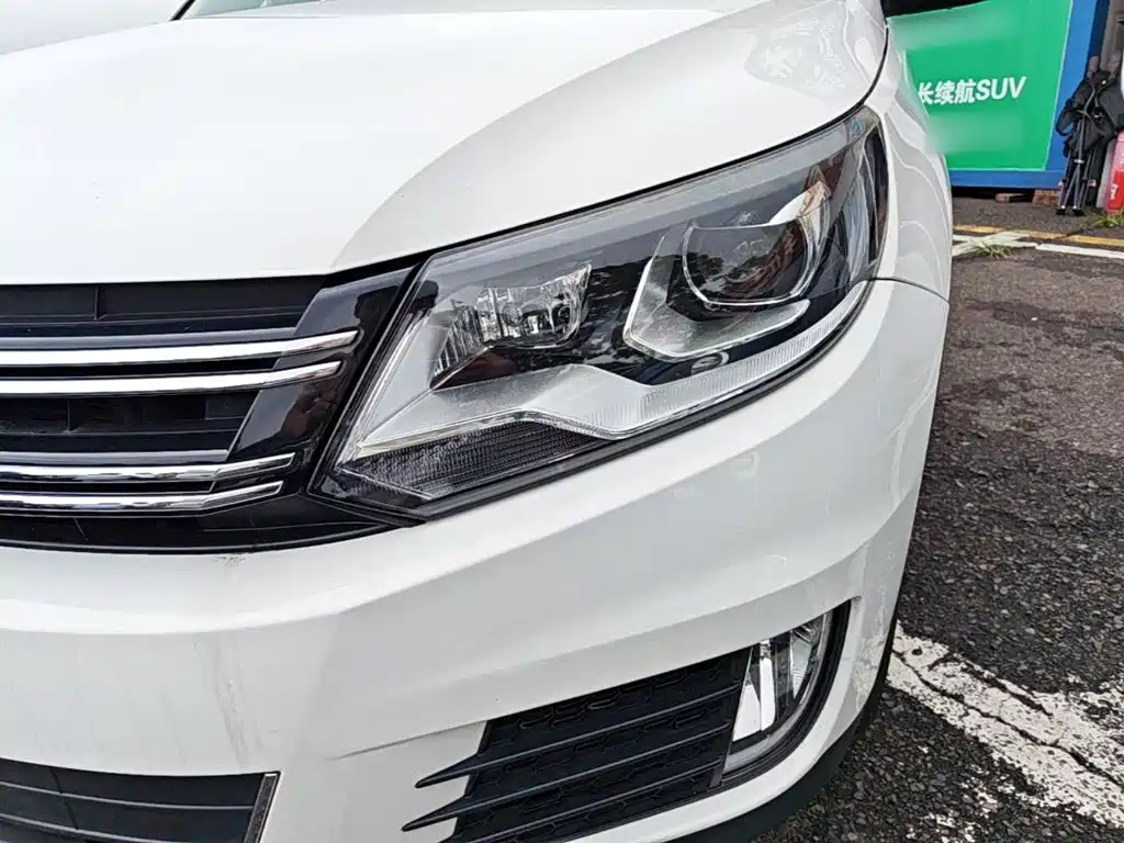 Volkswagen Tiguan — миниатюра 24