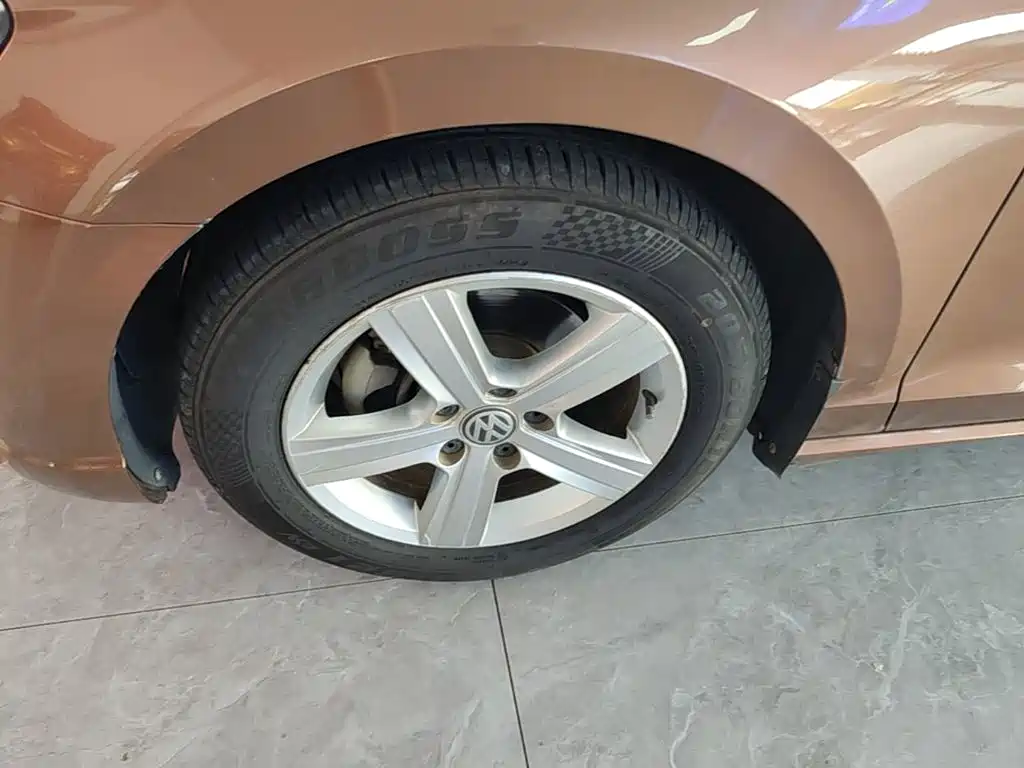 Volkswagen Lamando — миниатюра 23