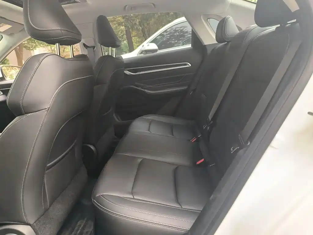 Geely Emgrand — миниатюра 13