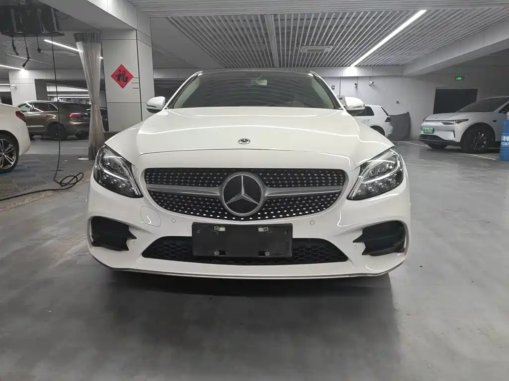 Mercedes-Benz C-Class — миниатюра 2