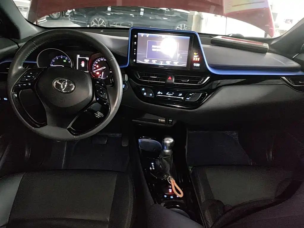 Toyota IZOA — миниатюра 10