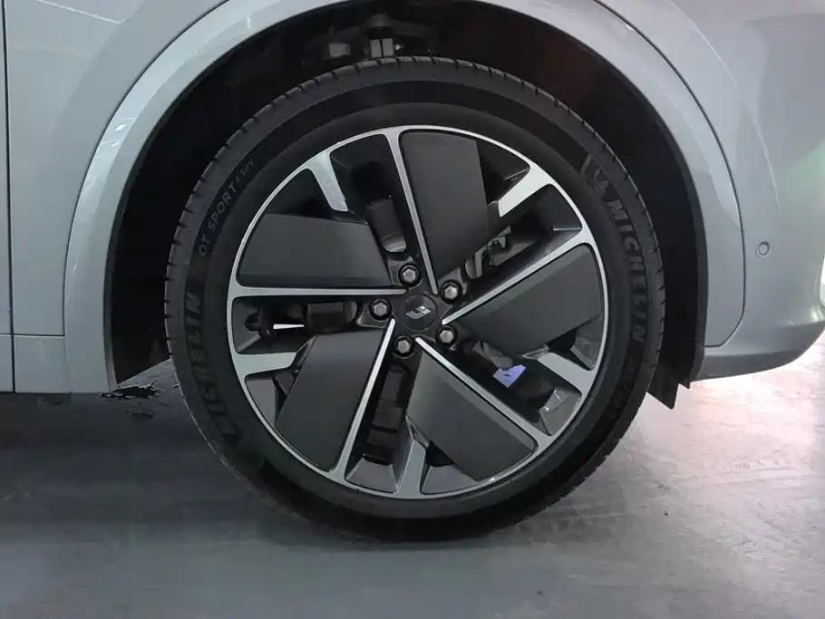 Li Auto Li L7 — миниатюра 6