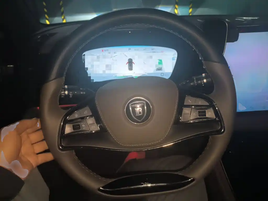 BYD Han — миниатюра 11