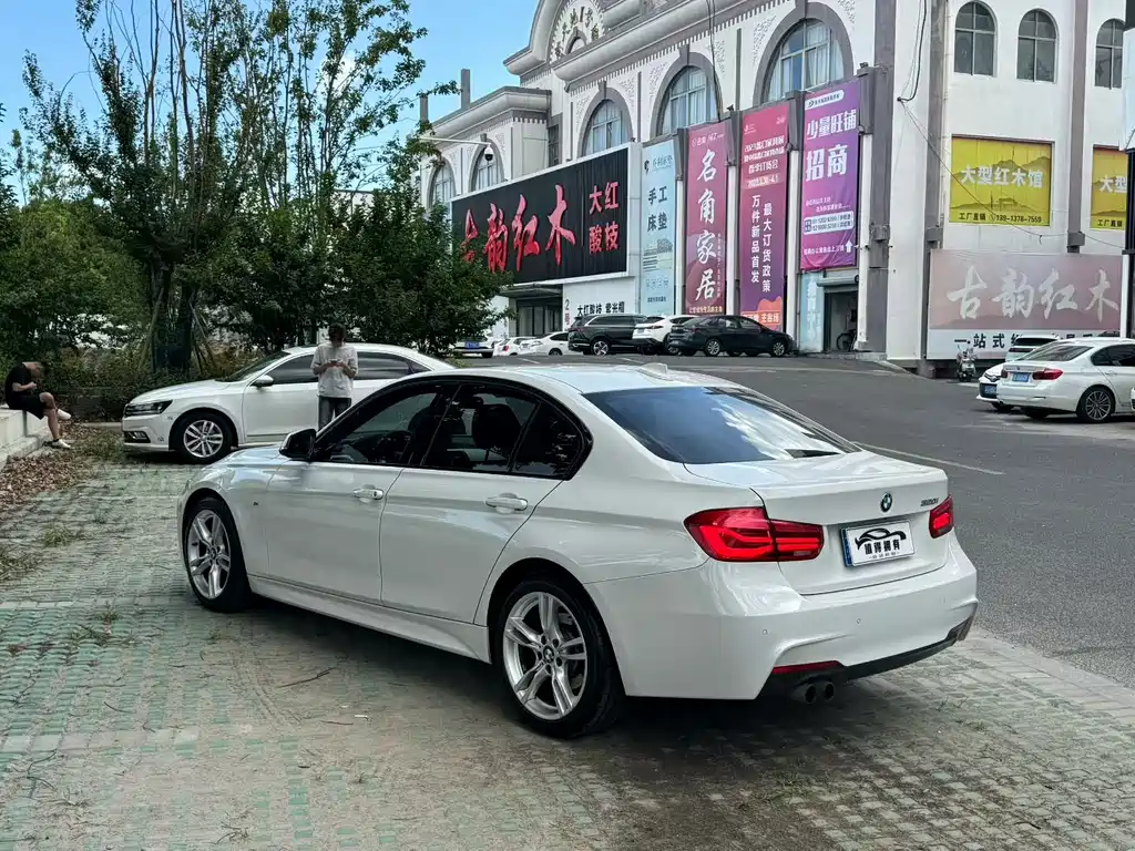 BMW 3 Series — миниатюра 4