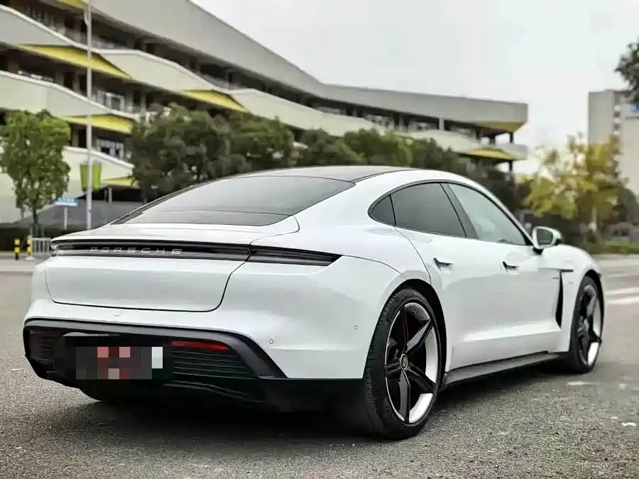 Porsche Taycan 2020 Taycan