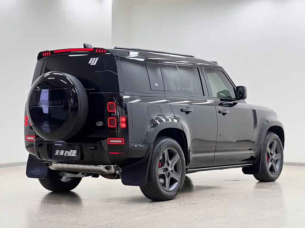 Land Rover Land Rover Defender 2024 110 3.0T P400 X-DYNAMIC HSE
