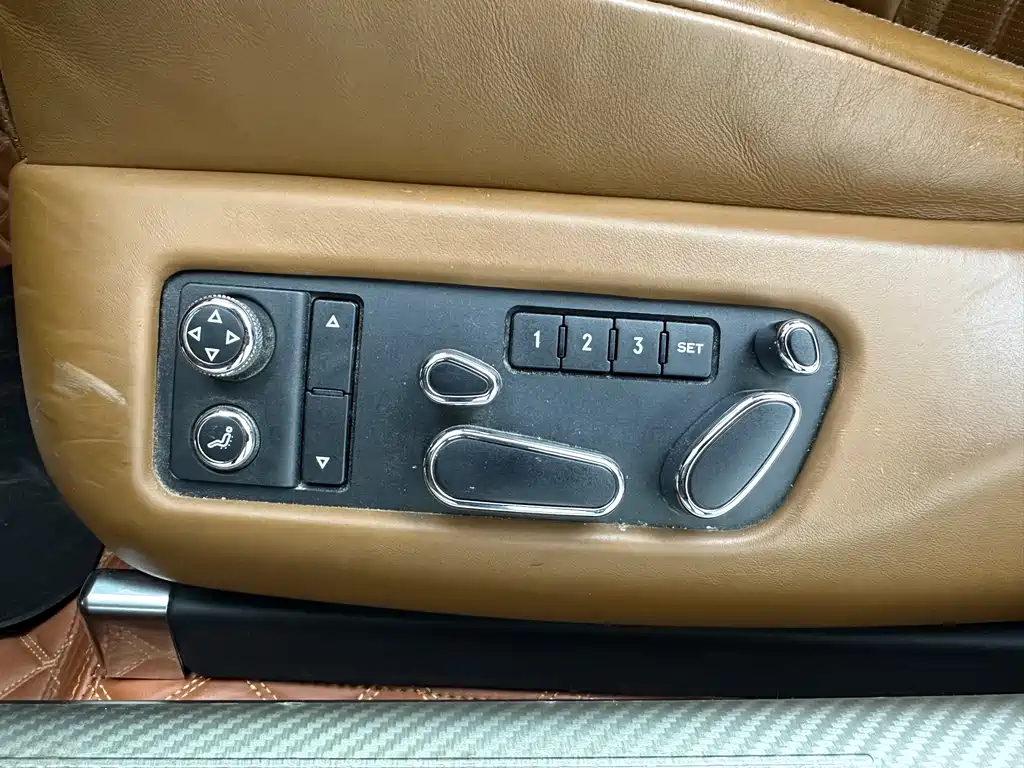 Bentley Flying Spur — фотографии объявления, Фото 17