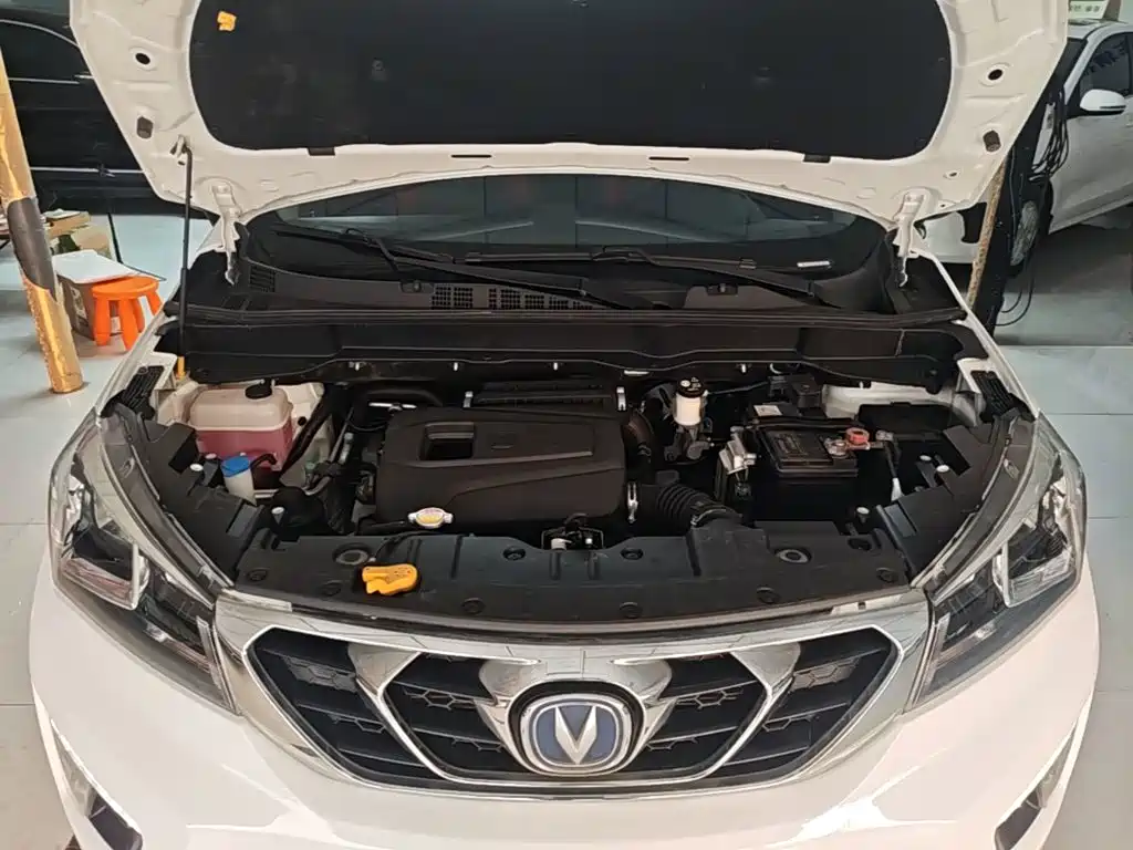 Changan CS15 — миниатюра 20