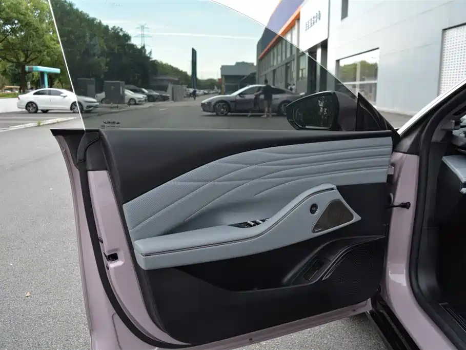 Geely Galaxy Galaxy E8 E8 2025 575km Smart Drive