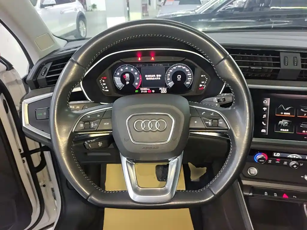 Audi Q3 — миниатюра 11