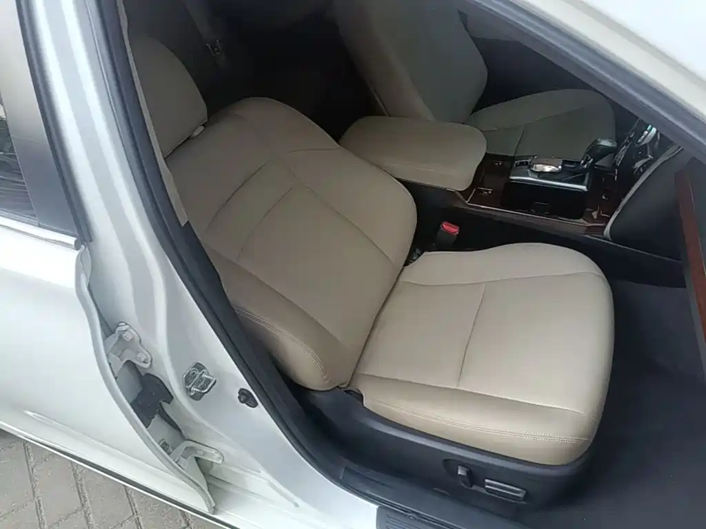 Toyota Reiz — миниатюра 25