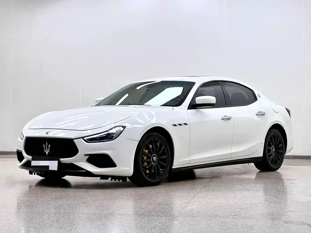 Купить Maserati Ghibli